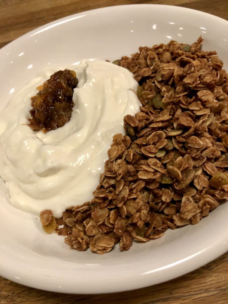 Granola &amp; Yogurt